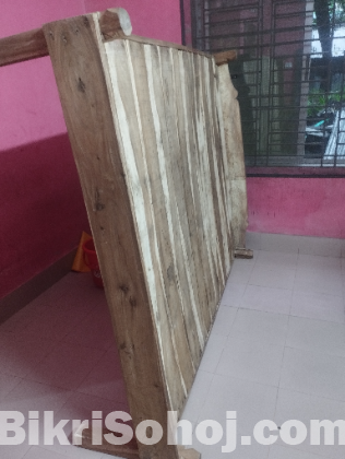সেমি ডাবল চকি